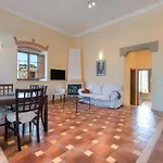 Tenuta Pakravan Papi Apart Otel 4*