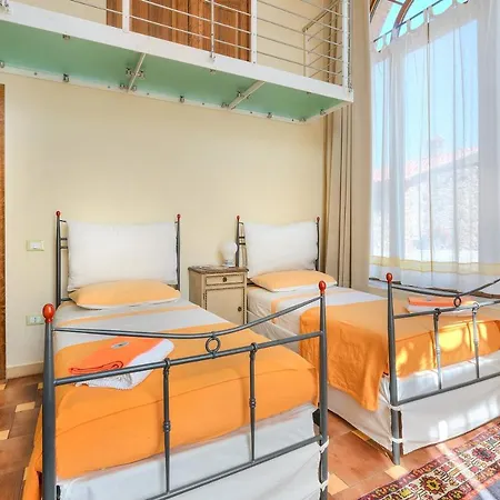 Tenuta Pakravan Papi 4* Riparbella