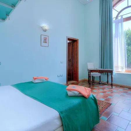Tenuta Pakravan Papi