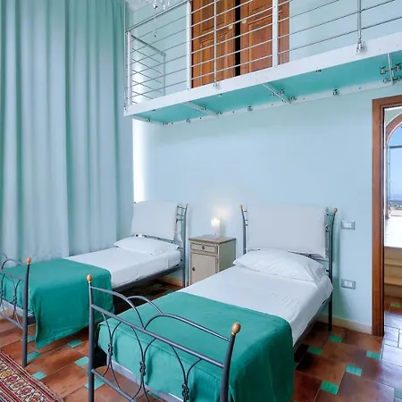 Tenuta Pakravan Papi Riparbella