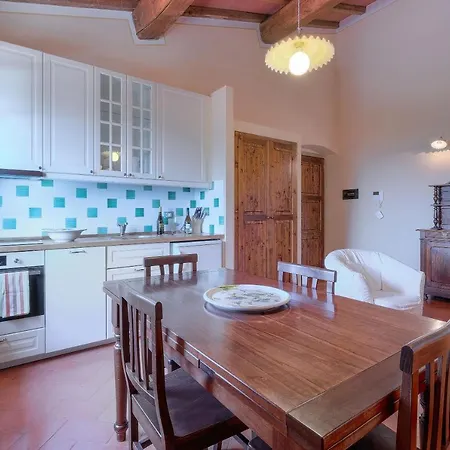 Aparthotel Tenuta Pakravan Papi