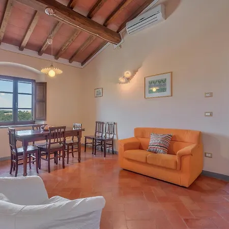 Tenuta Pakravan Papi Aparthotel