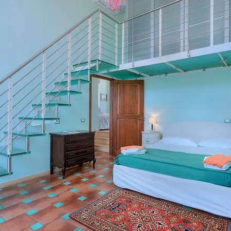 Tenuta Pakravan Papi Aparthotel 4*