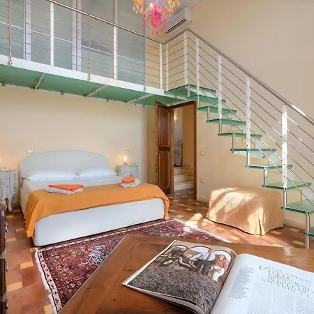 Tenuta Pakravan Papi Aparthotel Riparbella