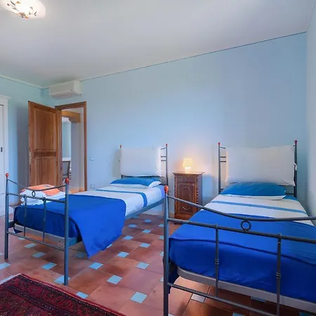 Tenuta Pakravan Papi